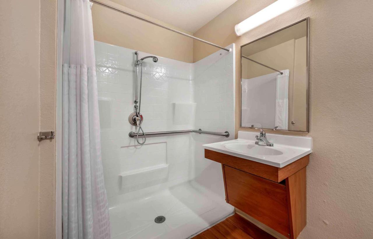 Extended Stay America Select Suites - Grand Rapids - Вайомінг Екстер'єр фото